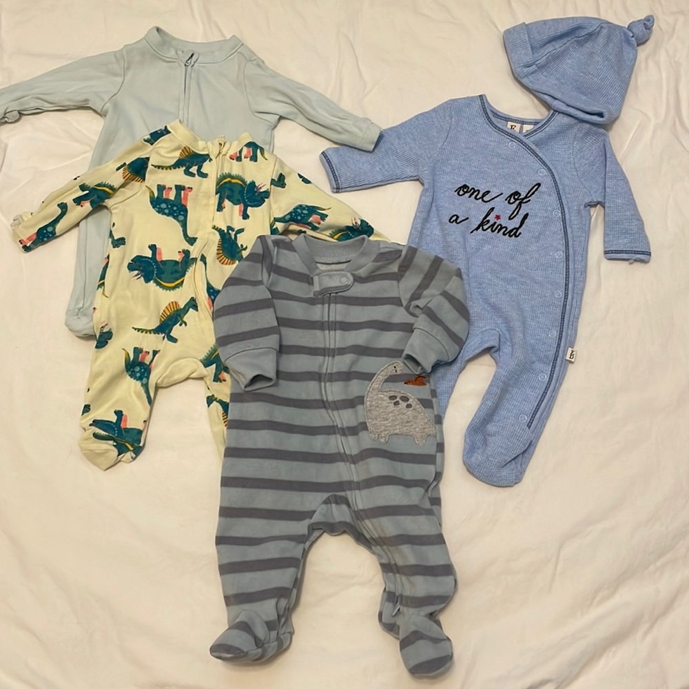 Bundle newborn onesies EUC